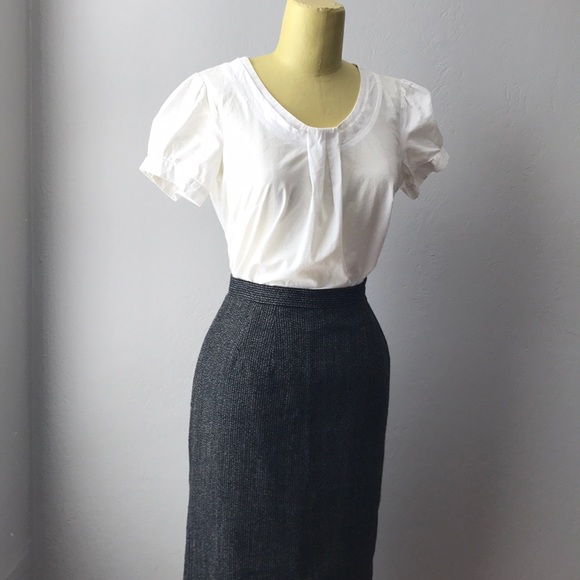 Small White Puff Sleeve Blouse - Picture 1 of 6